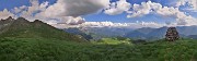 63 Vista panoramica dal Monte Avaro (2080 m)